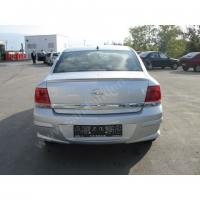 Astra H Sedan Anatomik Spoyler 